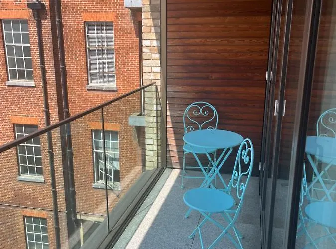 Beautiful 2 Bed Flat In Finchley Road, Camden